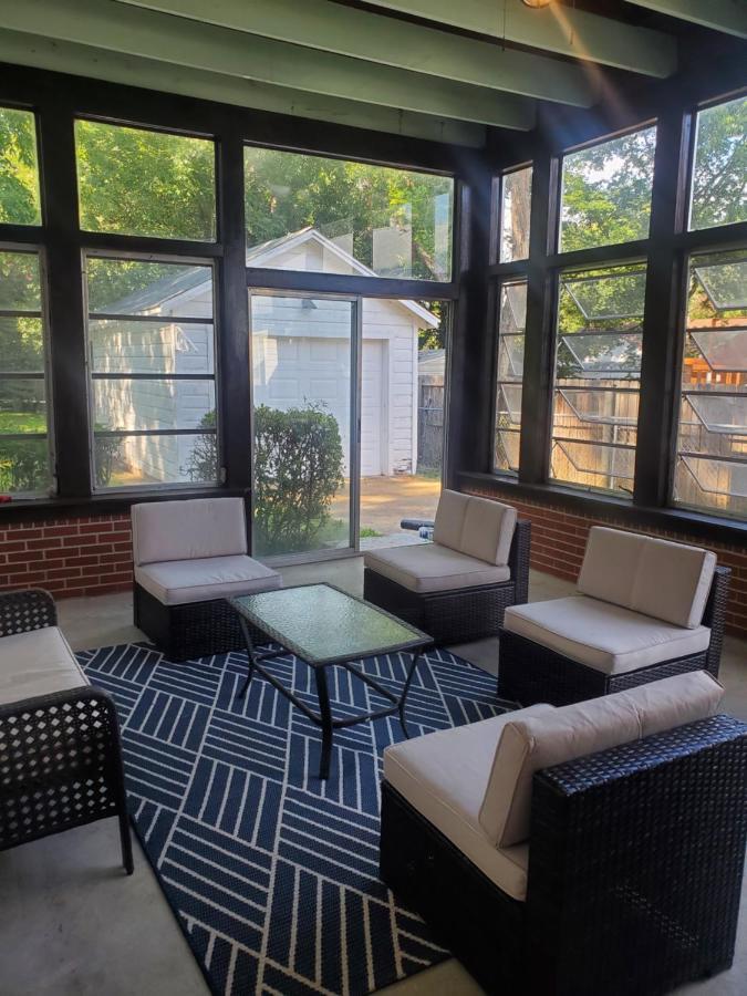 Spacious Centrally Located 3 Bed 2 Bath - Sleeps 8 Montgomery Exterior photo